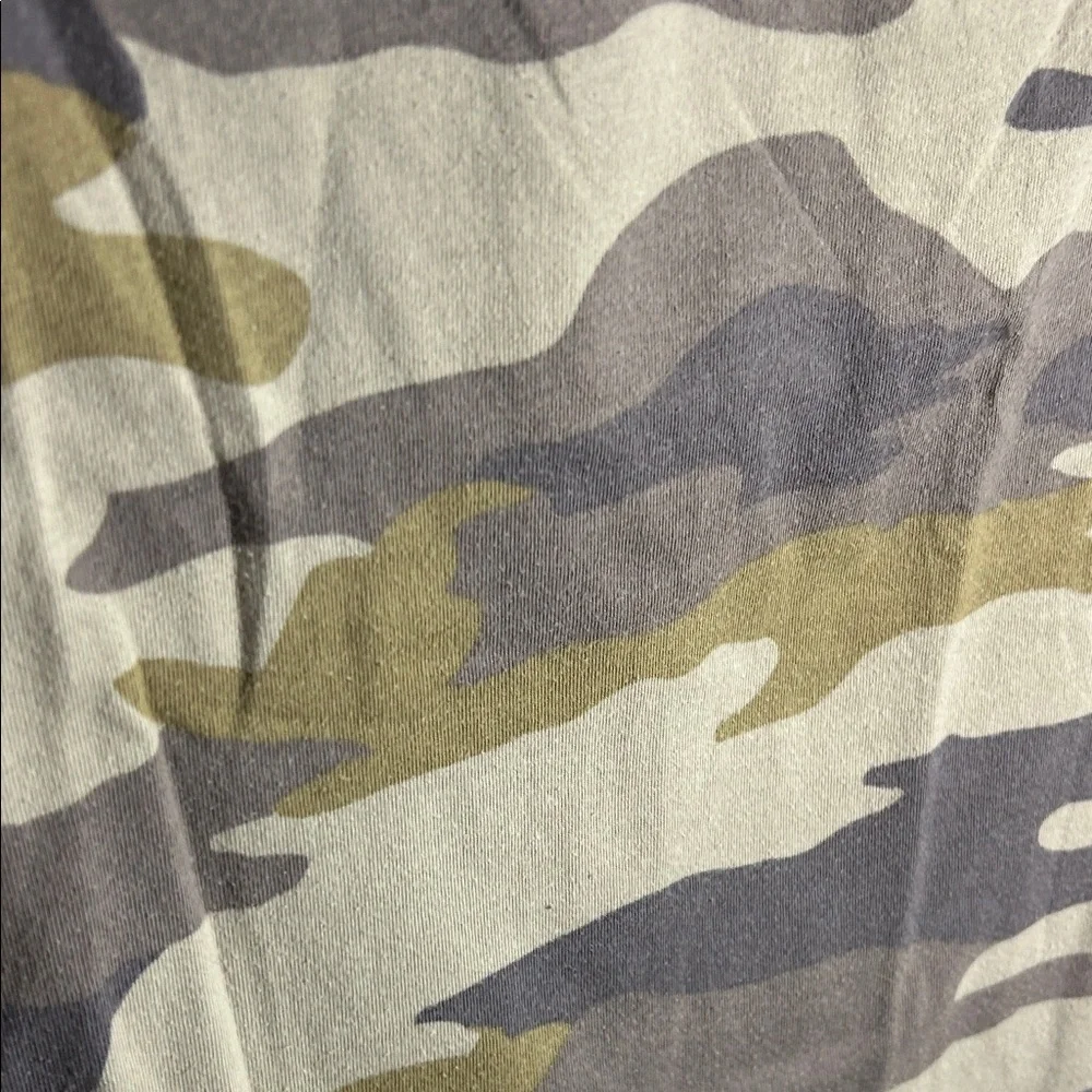 Abercrombie Kids Gray Camouflage Tee